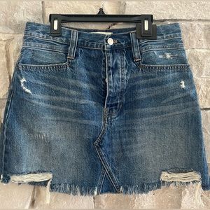 Rigid Denim A-line. Size 28. Madewell blue Jean skirt.